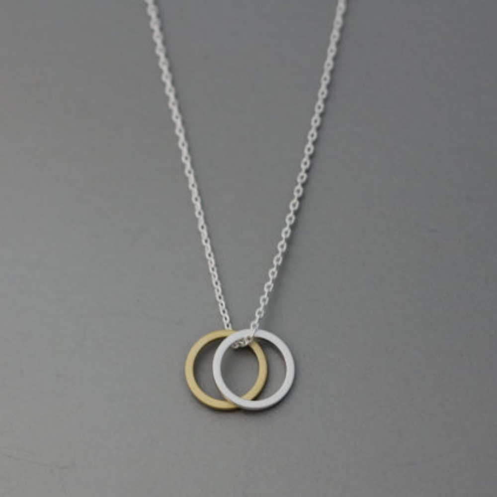 ❤️4 for $20 Sale❤️ Double Circle Necklace - Picture 2 of 4